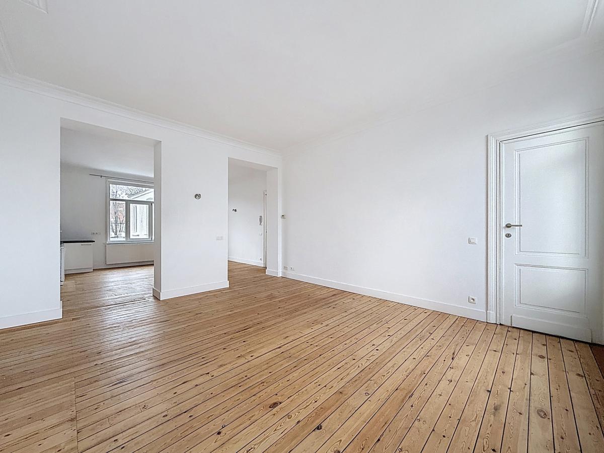 Place du Châtelain : Bel appartement de 2 chambres