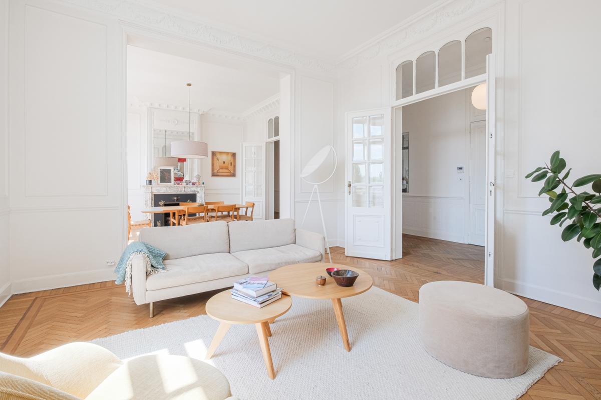 Place Brugmann : bel appartement rénové 4 chambres