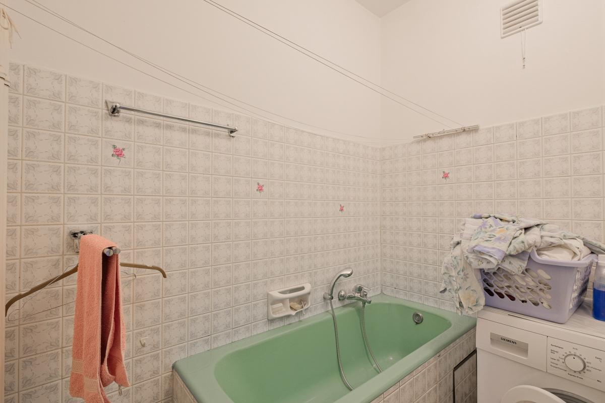 Churchill/ Cambre: appartement de standing terrasse, parking