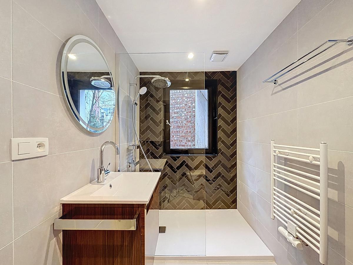 Ambiorix : Superbe appartement meublé d'1 chambre