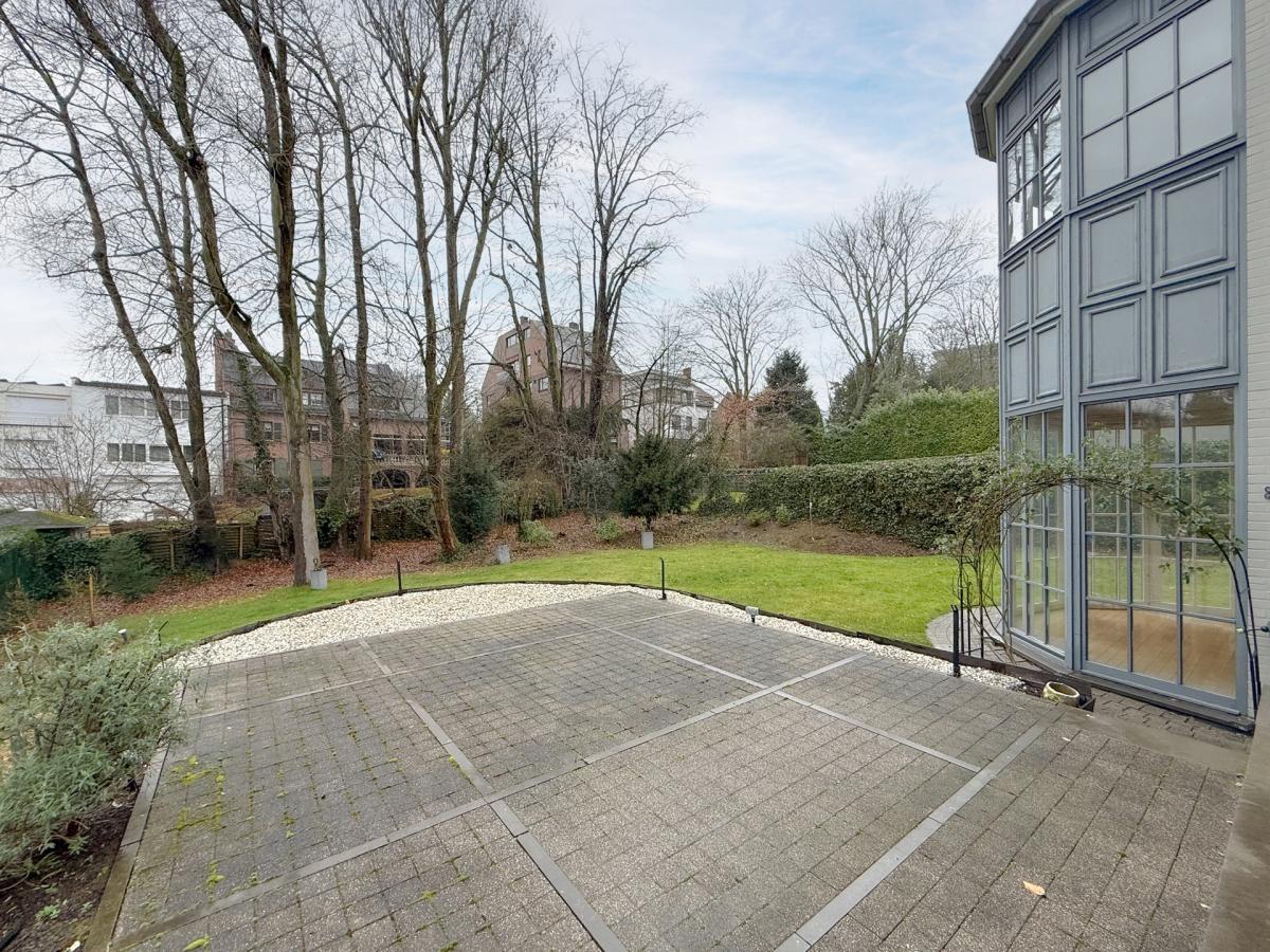 Parc Brugmann - Villa de ± 450 m² bruts avec jardin & garage