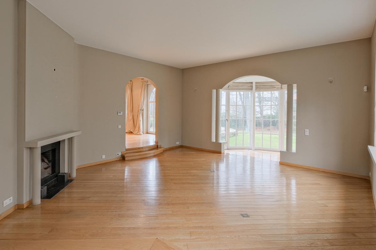 Parc Brugmann - Villa de ± 450 m² bruts avec jardin & garage