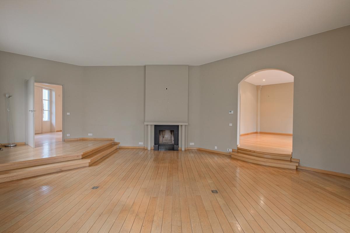 Parc Brugmann - Villa de ± 450 m² bruts avec jardin & garage