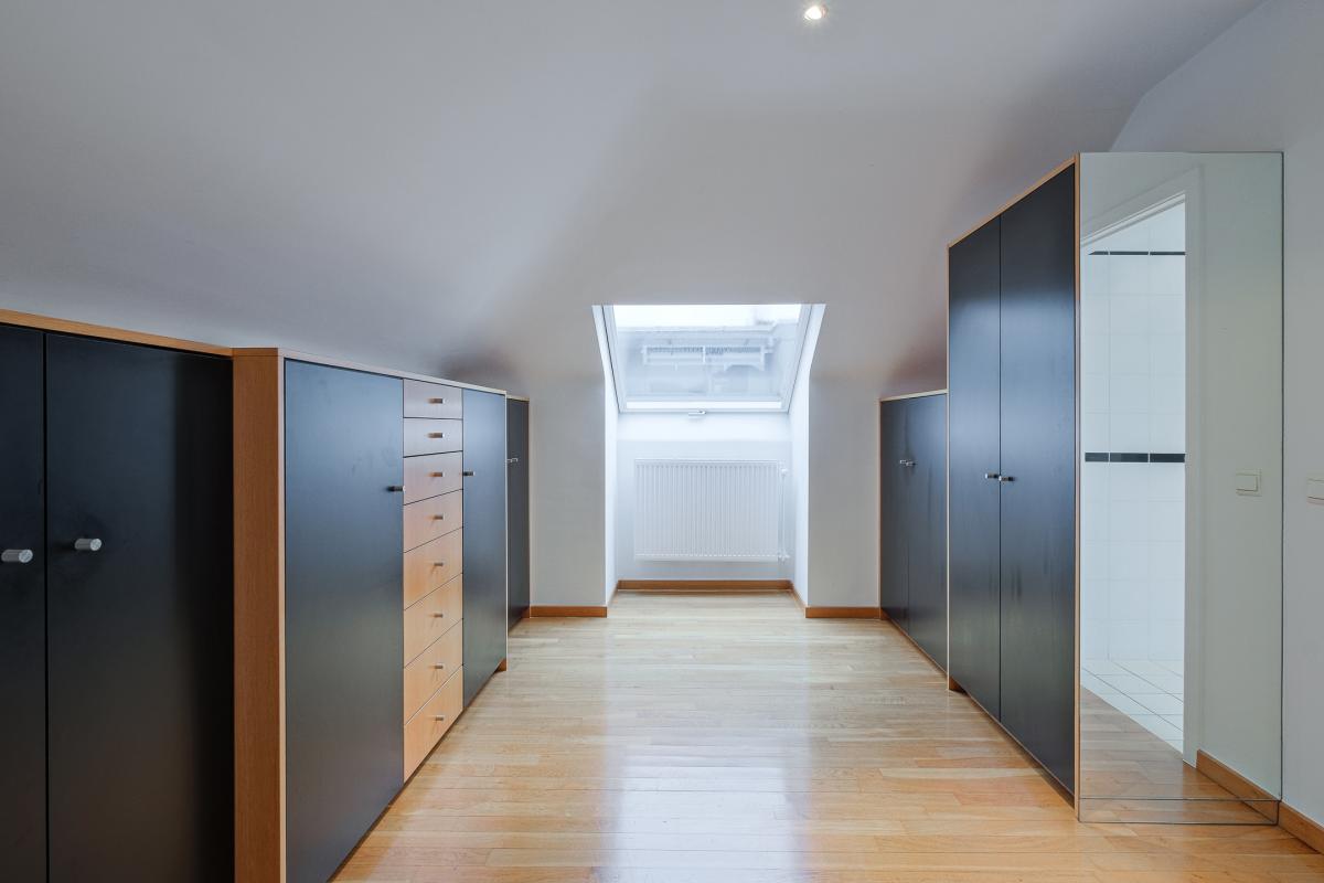 Parc Brugmann - Villa de ± 450 m² bruts avec jardin & garage