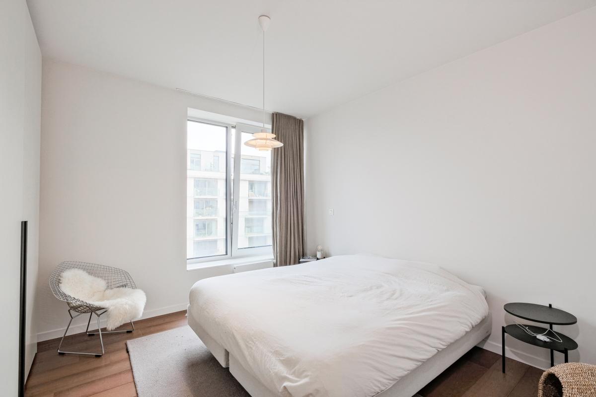 Centre/canal: appartement récent: terrasse 15 m², 2 parkings