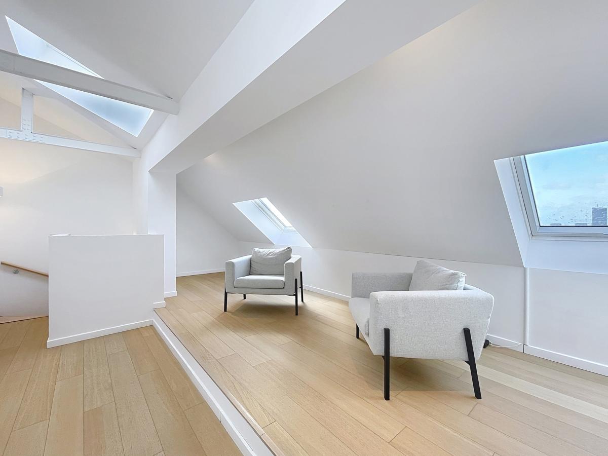 Châtelain/Stéphanie : Duplex meublé 3 chambres et terrasses