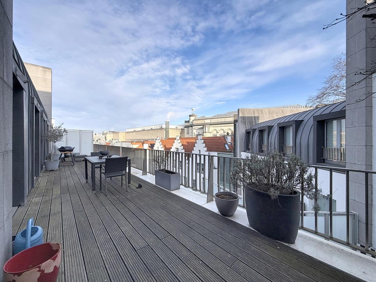 Sablon : Superbe appartement avec une grande terrasse