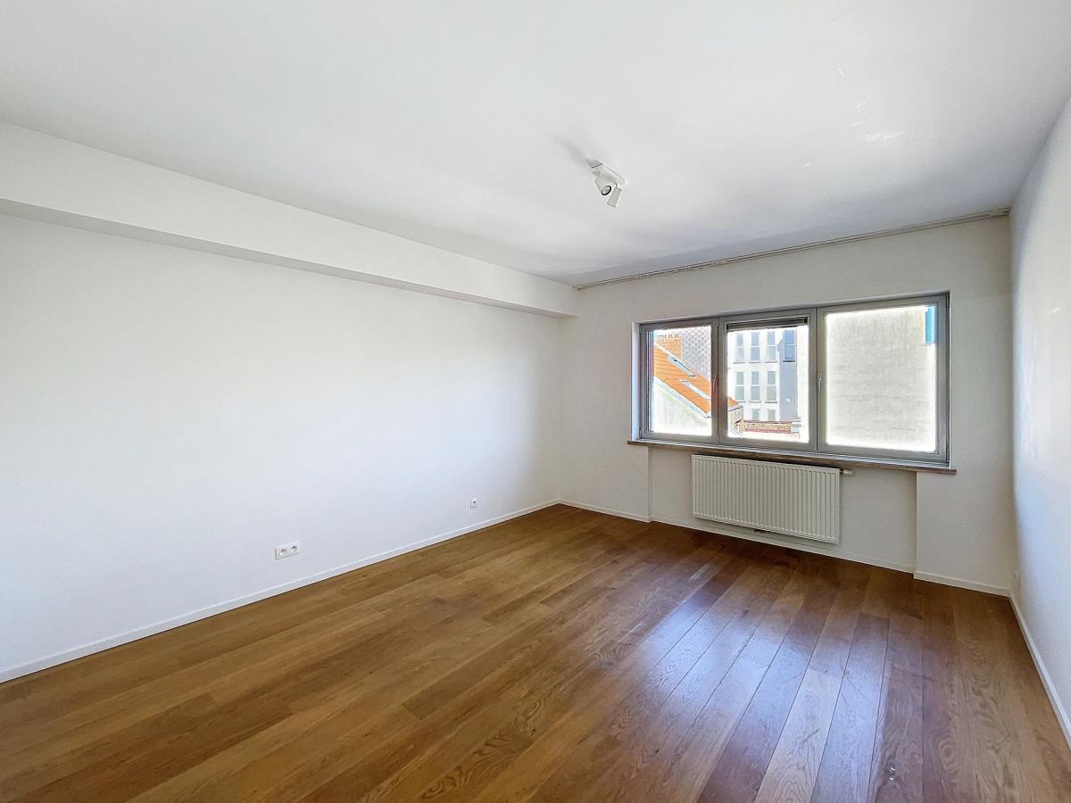 Quartier Européen : Bel appartement 2 chambres avec terrasse