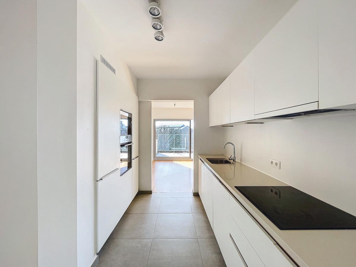 Quartier Européen : Bel appartement 2 chambres avec terrasse