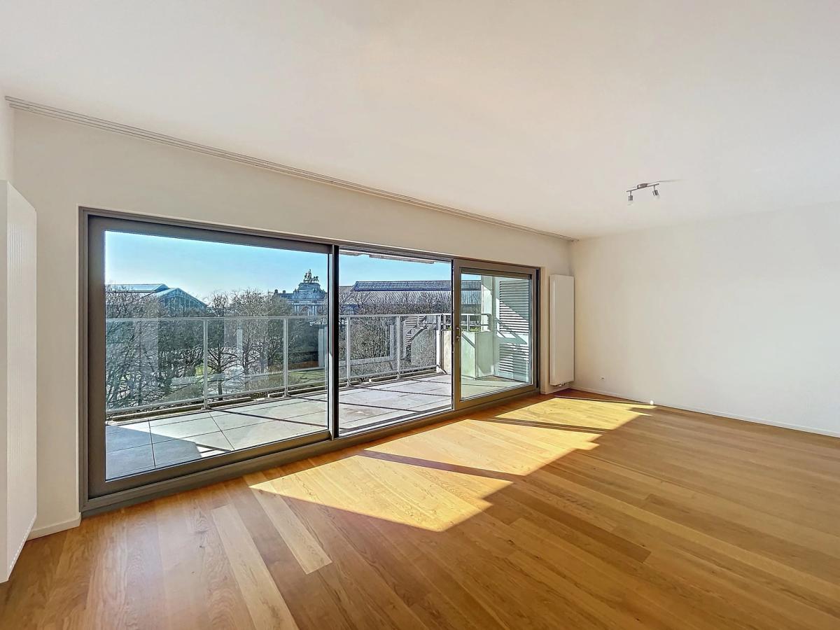 Quartier Européen : Bel appartement 2 chambres avec terrasse