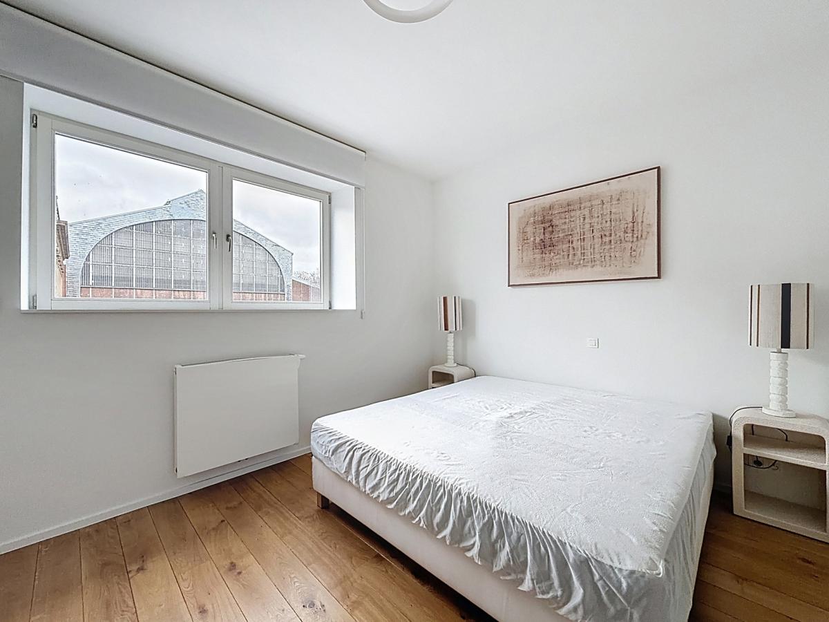 Cinquantenaire : Superbe duplex penthouse meublé + terrasse