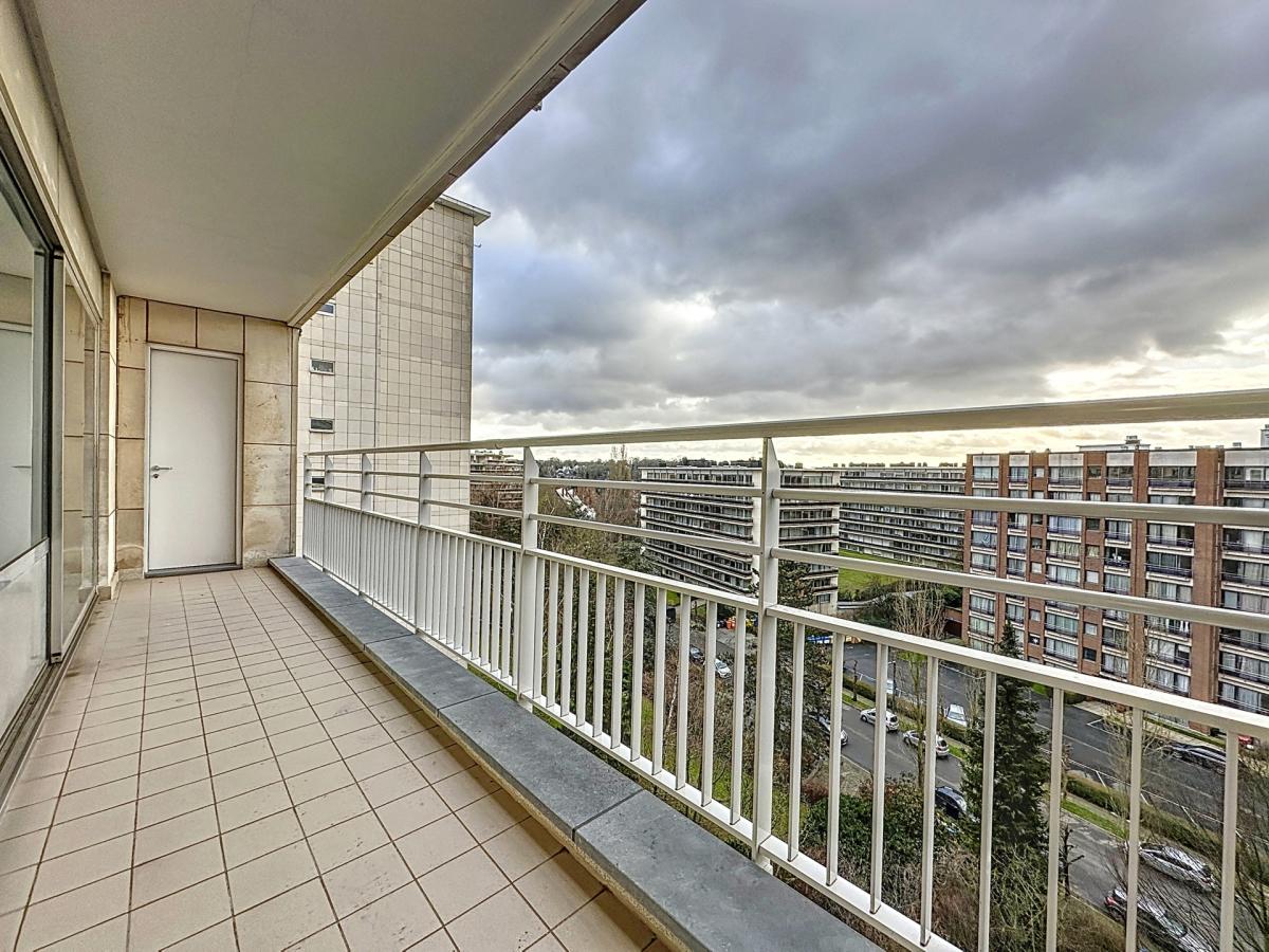 Château de Walzin : appartement meublé 3chambres + terrasses