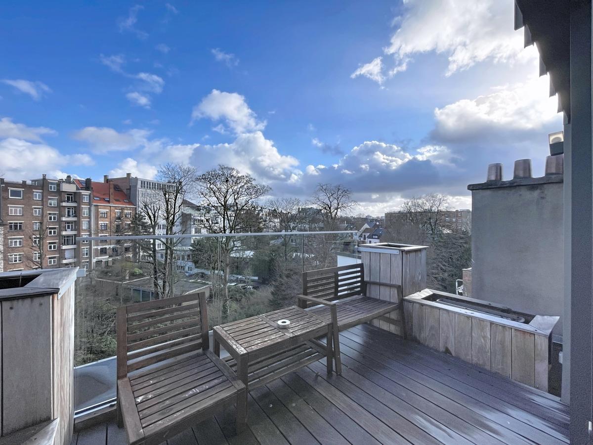 Châtelain/Stéphanie : Duplex meublé 3 chambres et terrasses