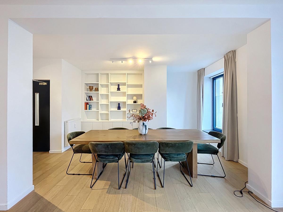 Châtelain/Stéphanie : Duplex meublé 3 chambres et terrasses