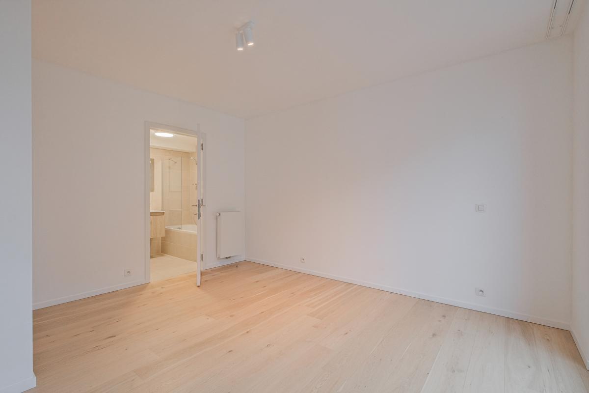 Magnifique appartement 3ch, 2 sdb, terrasse et parking