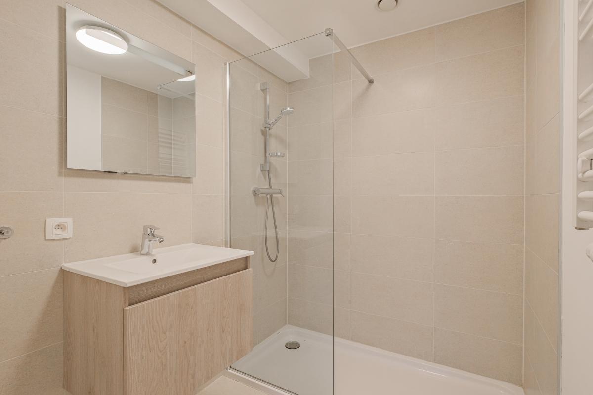 Magnifique appartement 3ch, 2 sdb, terrasse et parking