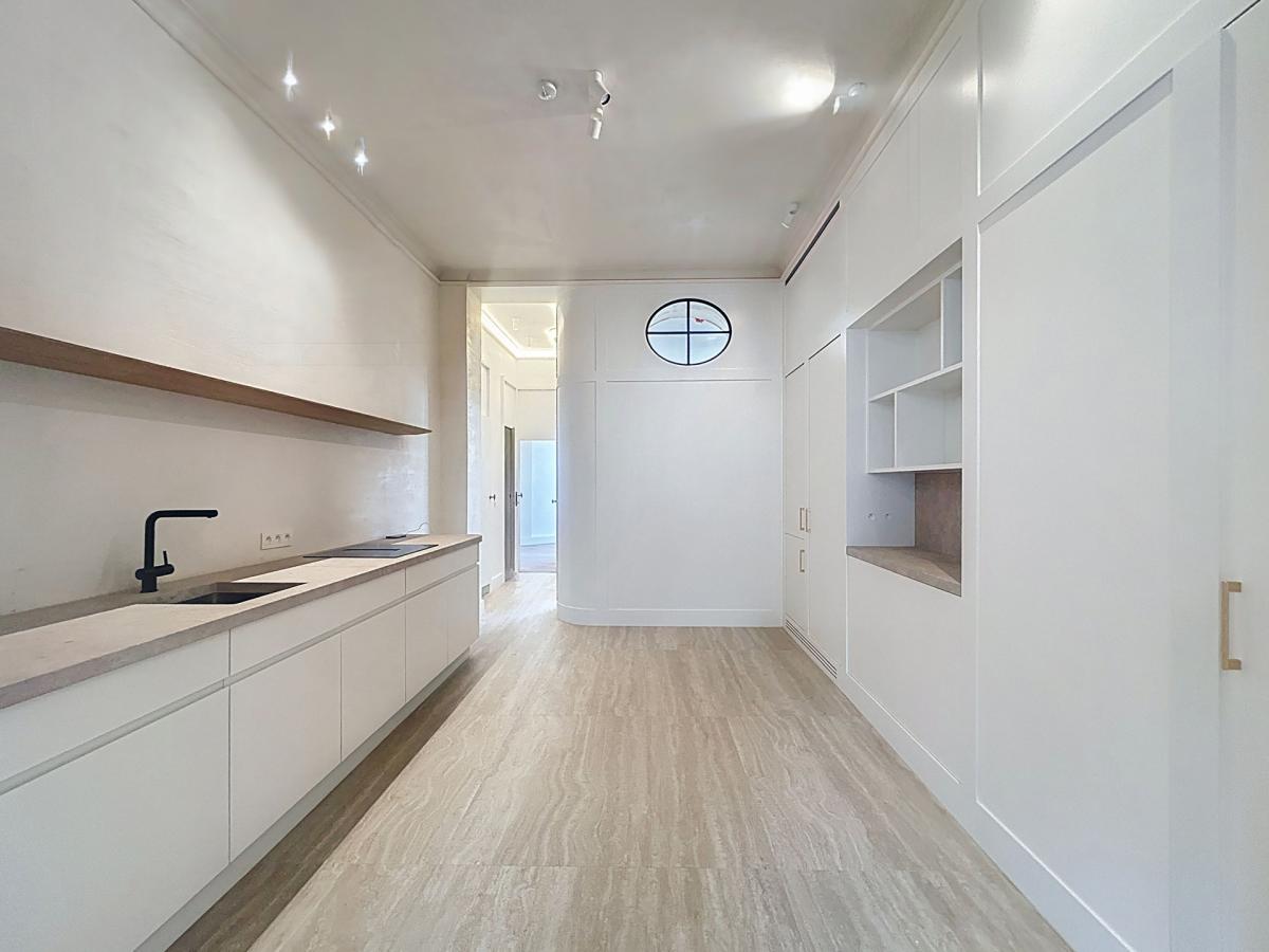 Sablon : Superbe appartement 2 chambres entièrement neuf