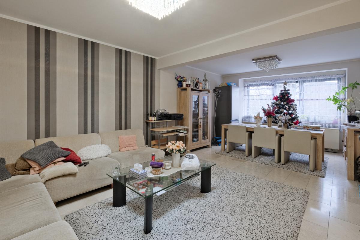 Molière/Pl. C.Meunier : Appartement 2 ch, terrasse + parking