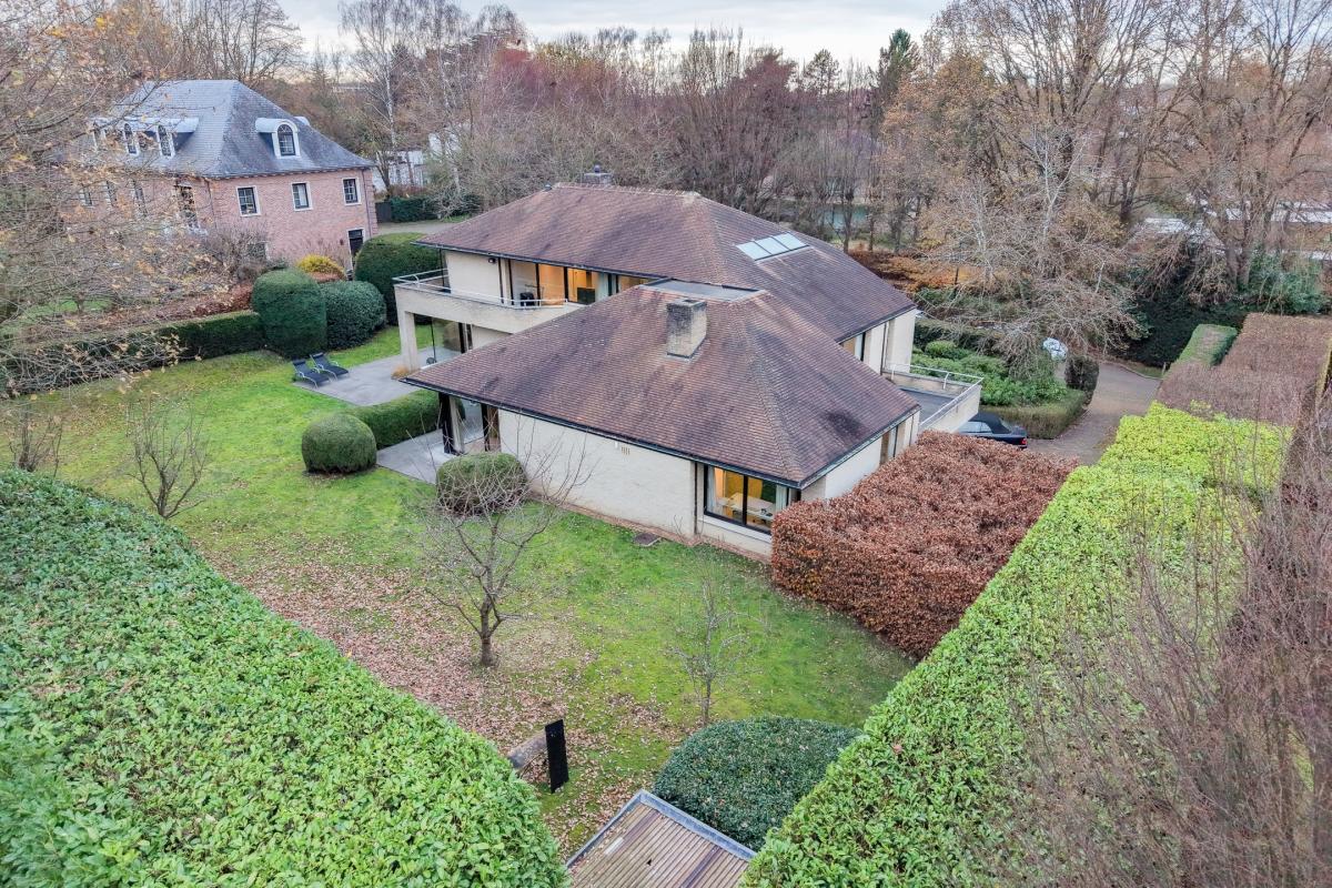 Fort Jaco: magnifique villa de ± 453 m² sur 15 ares - 5 ch.