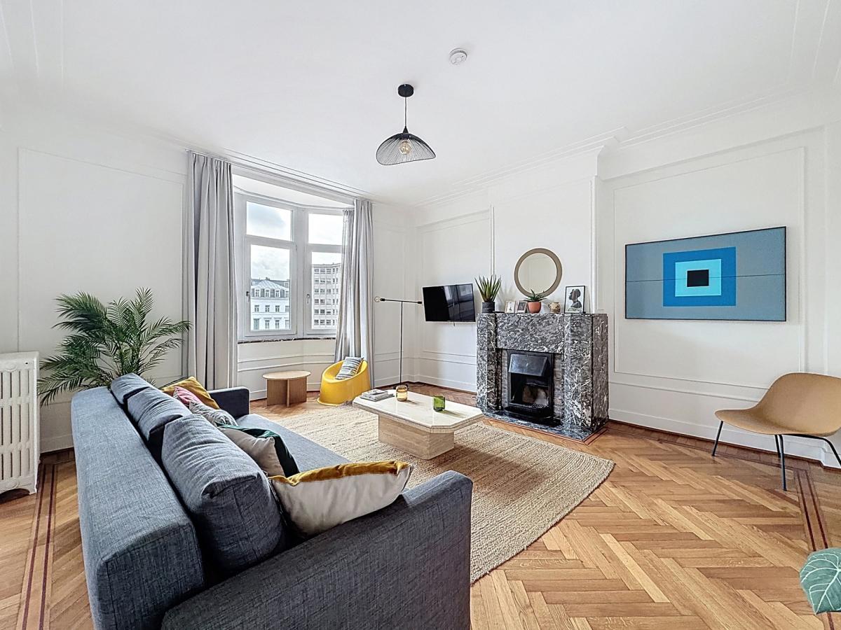 Boulevard Waterloo : Bel appartement meublé de 2 chambres