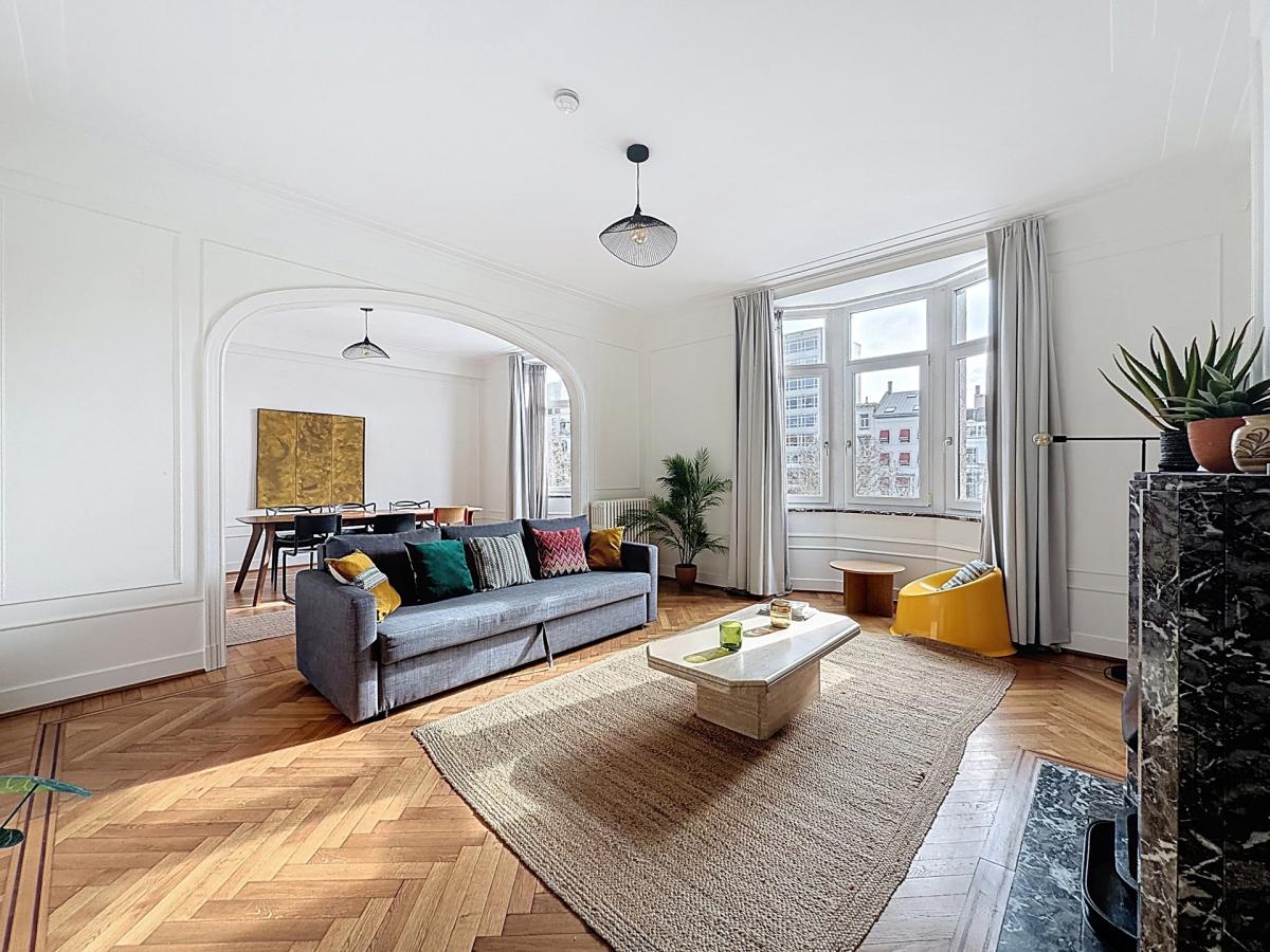 Boulevard Waterloo : Bel appartement meublé de 2 chambres