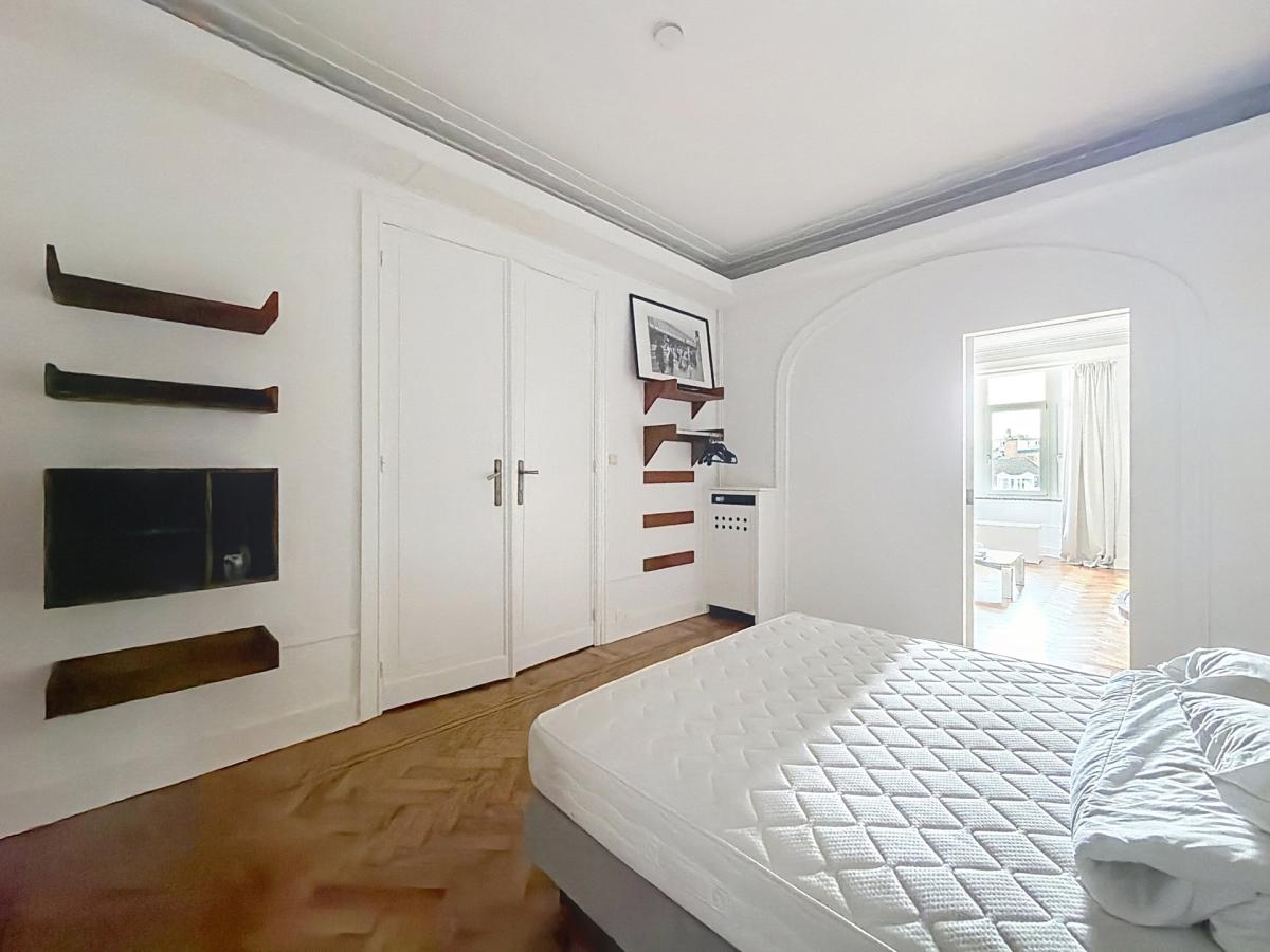 Boulevard Waterloo : Bel appartement meublé de 2 chambres