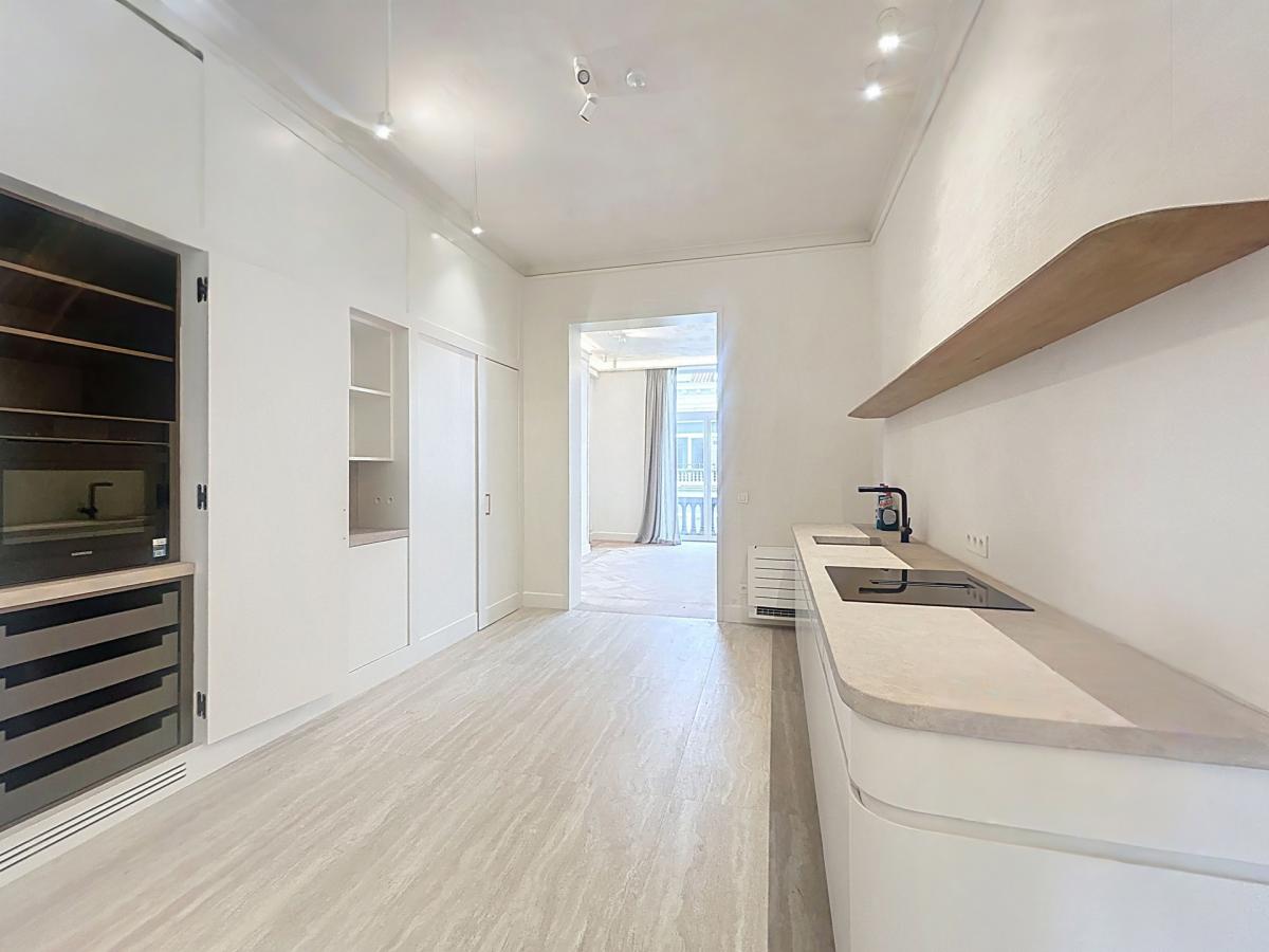 Sablon : Superbe appartement 3 chambres entièrement neuf