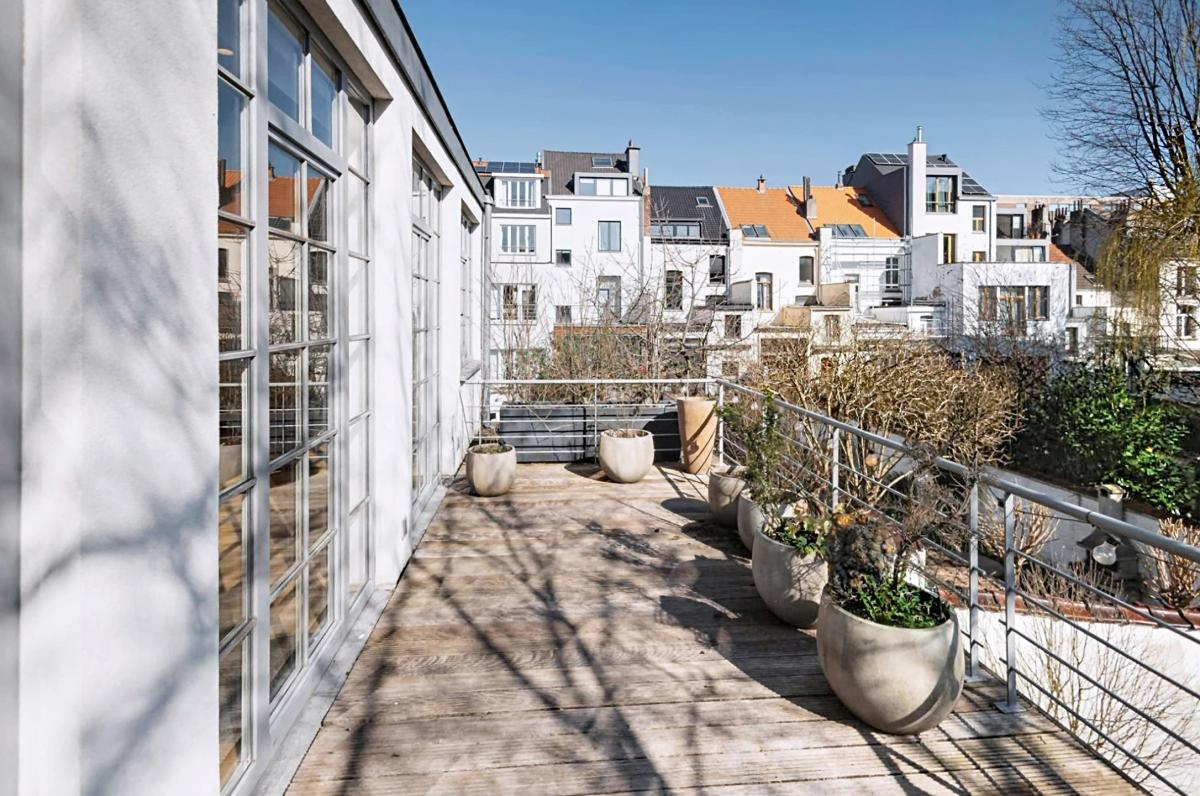 Châtelain: Appartement duplex meublé 3 chambres + terrasses 