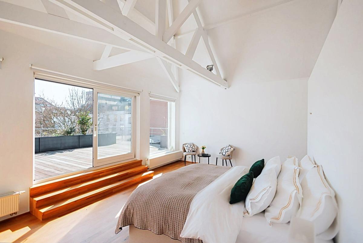 Châtelain: Appartement duplex meublé 3 chambres + terrasses 