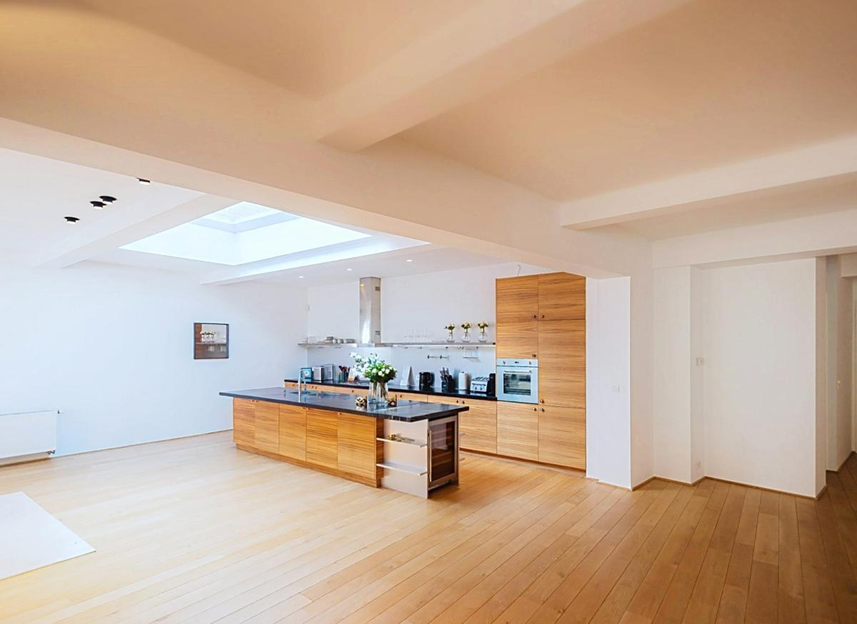 Châtelain: Appartement duplex meublé 3 chambres + terrasses 