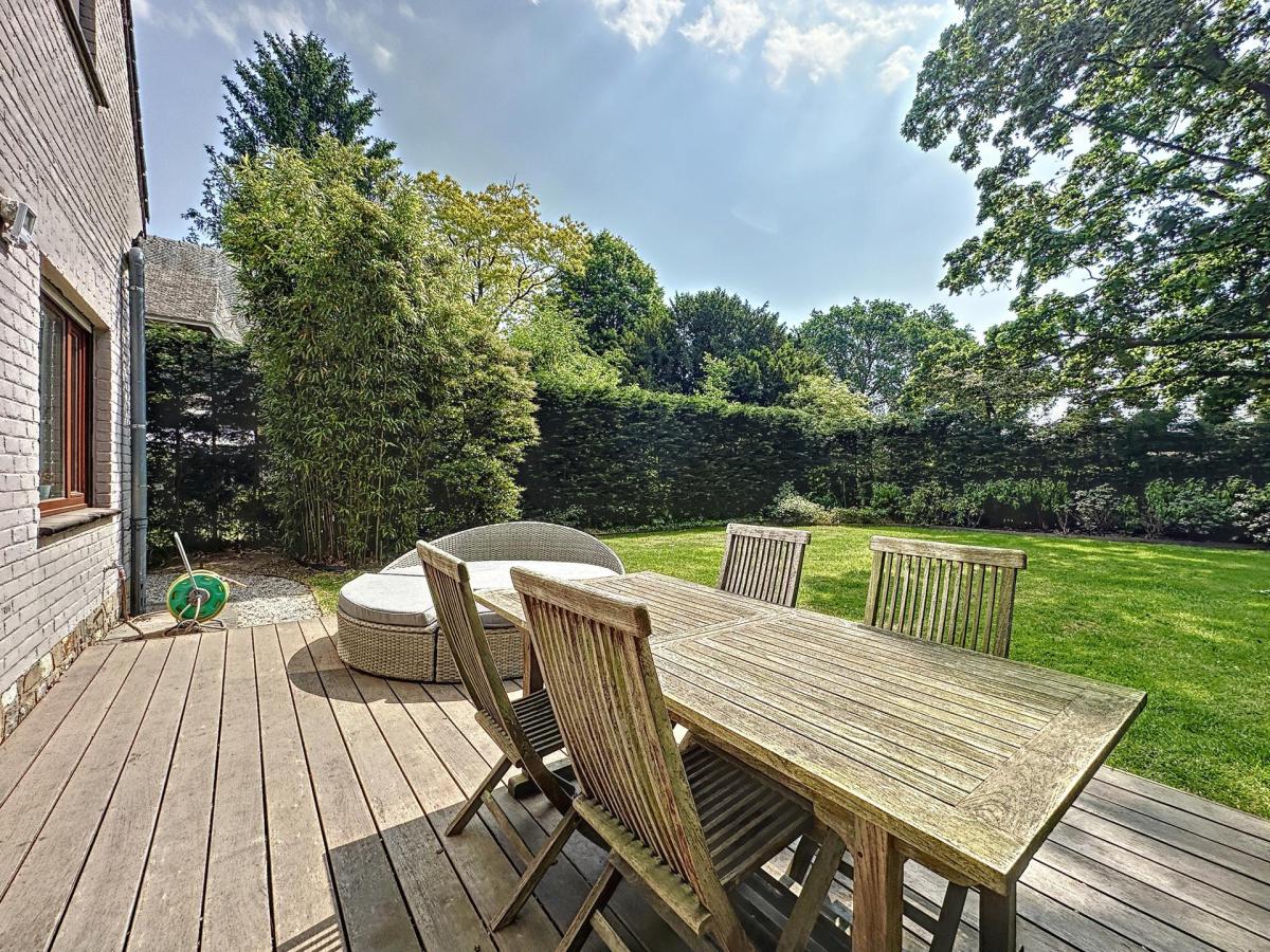 Dieweg : Superbe villa avec un grand jardin et garage