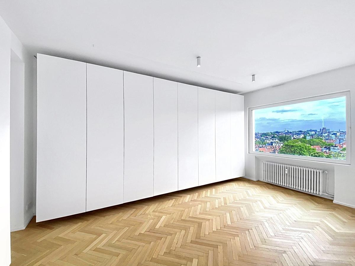 Louise / Flagey : Magnifique appartement 2 chambres rénové 