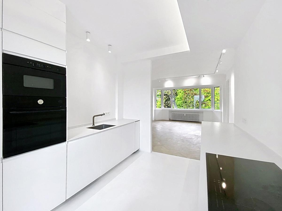 Louise / Flagey : Magnifique appartement 2 chambres rénové 