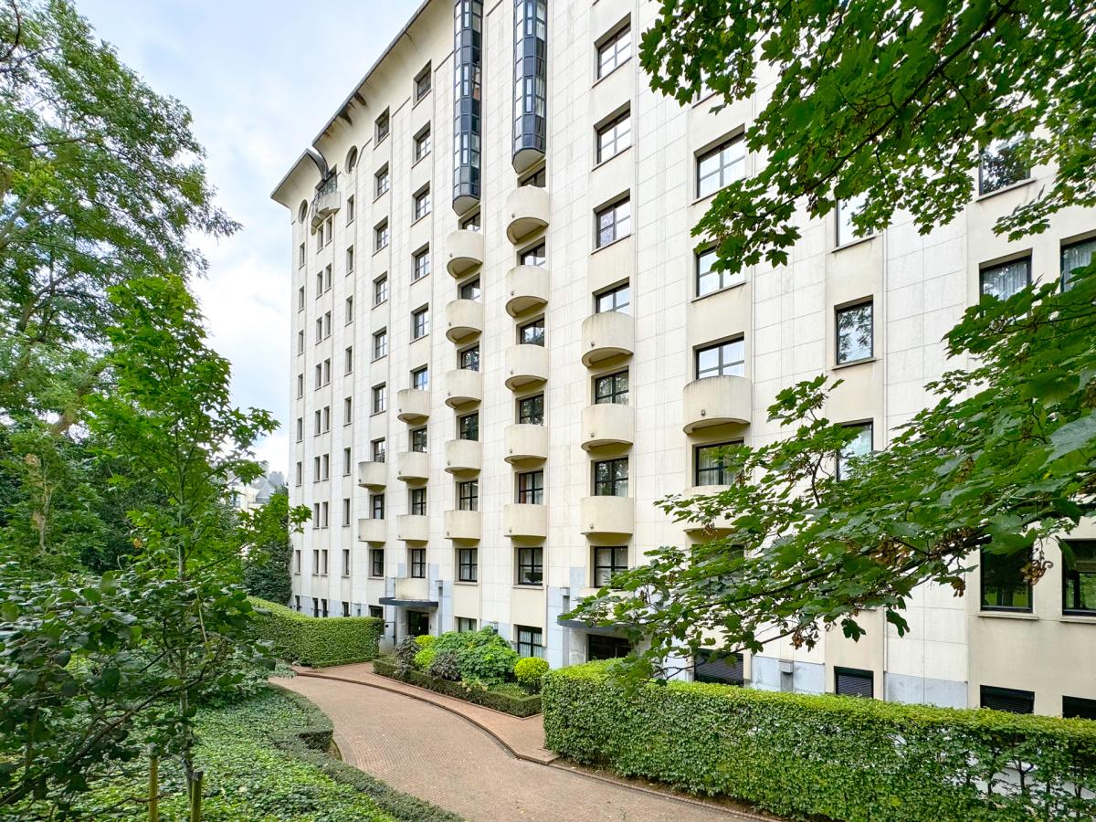 Parc Brugmann: Magnifique appart. 2 chambres avec terrasse