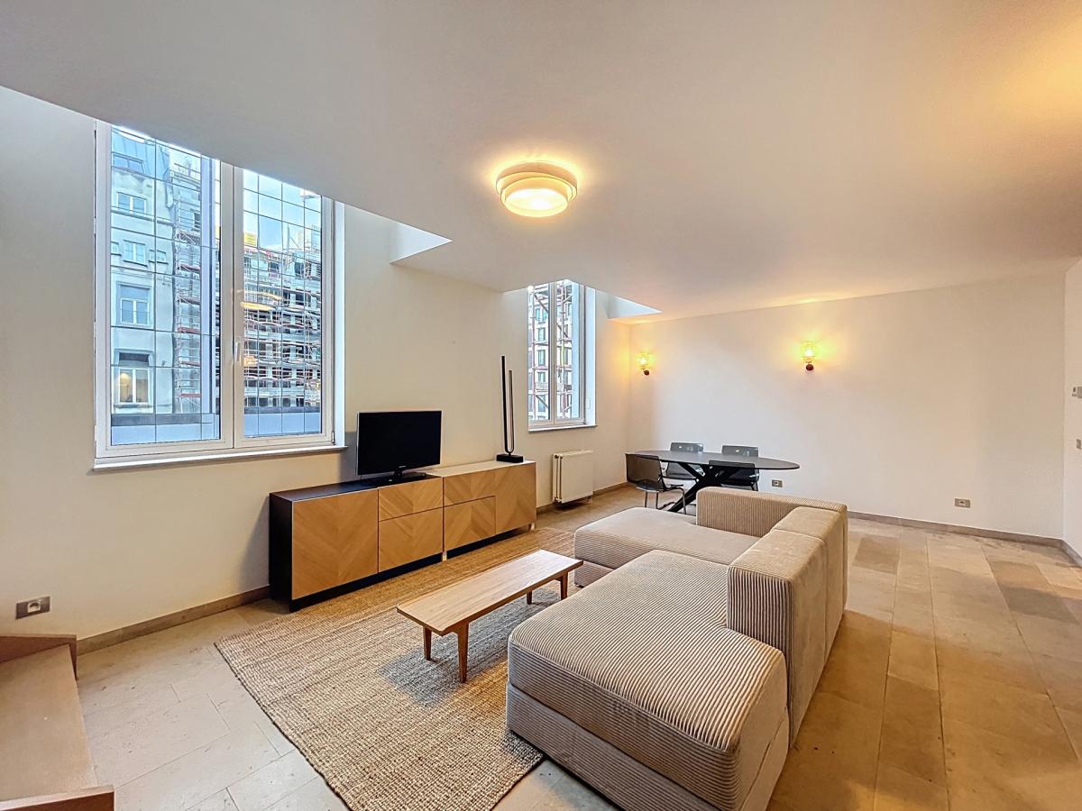 Quartier Européen - Magnifique duplex meublé 2 chambres