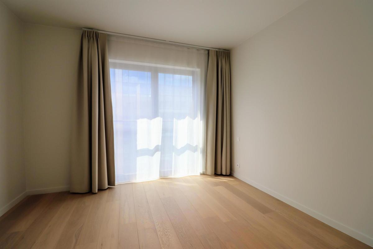 Cinquantenaire Magnifique appartement 2020 terrasse parking 