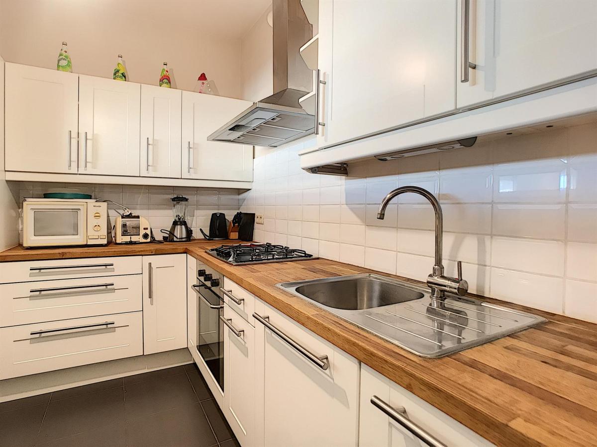 Cavell : Bel appartement meublé 2 chambres 