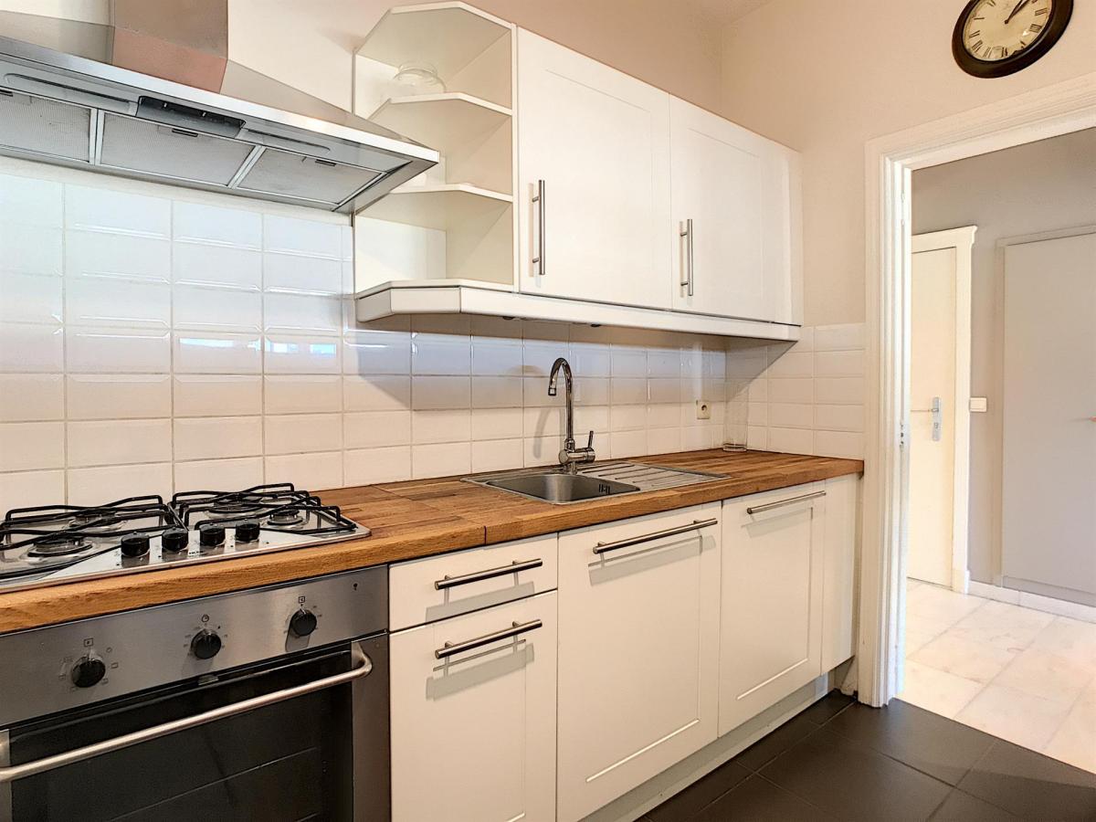 Cavell : Bel appartement meublé 2 chambres 