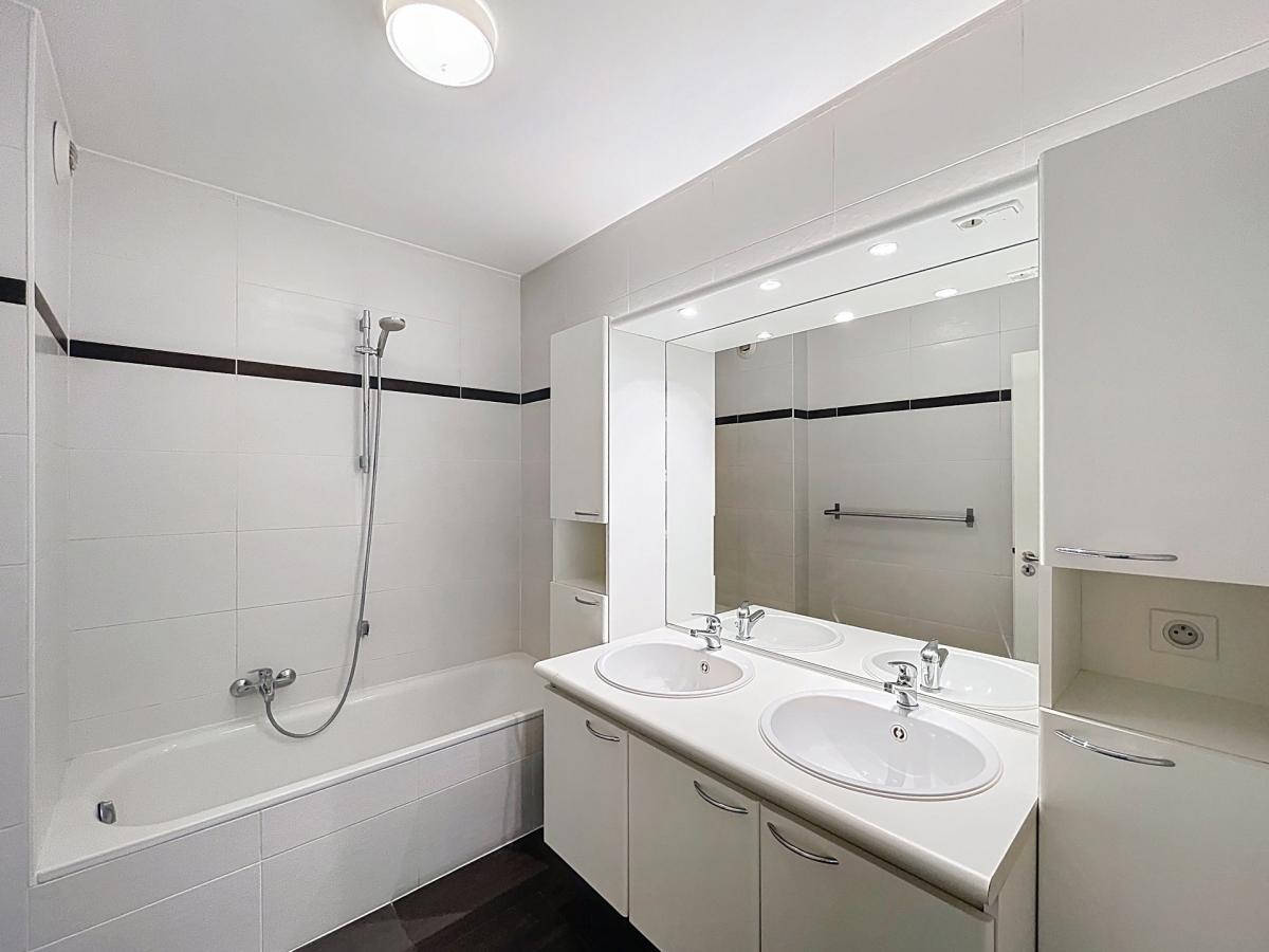 Bd Lambermont - Magnifique appartement 3ch + terrasse