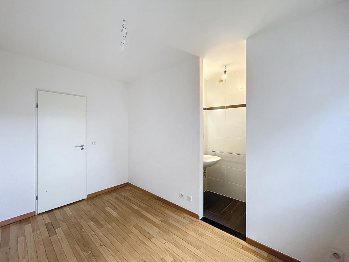 Bd Lambermont - Magnifique appartement 3ch + terrasse