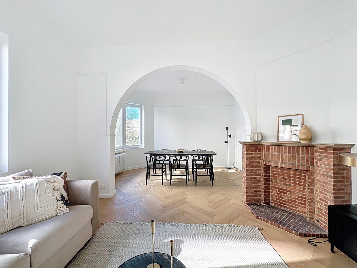 Square Marie Louise - Appartement rénové 2ch + balcon