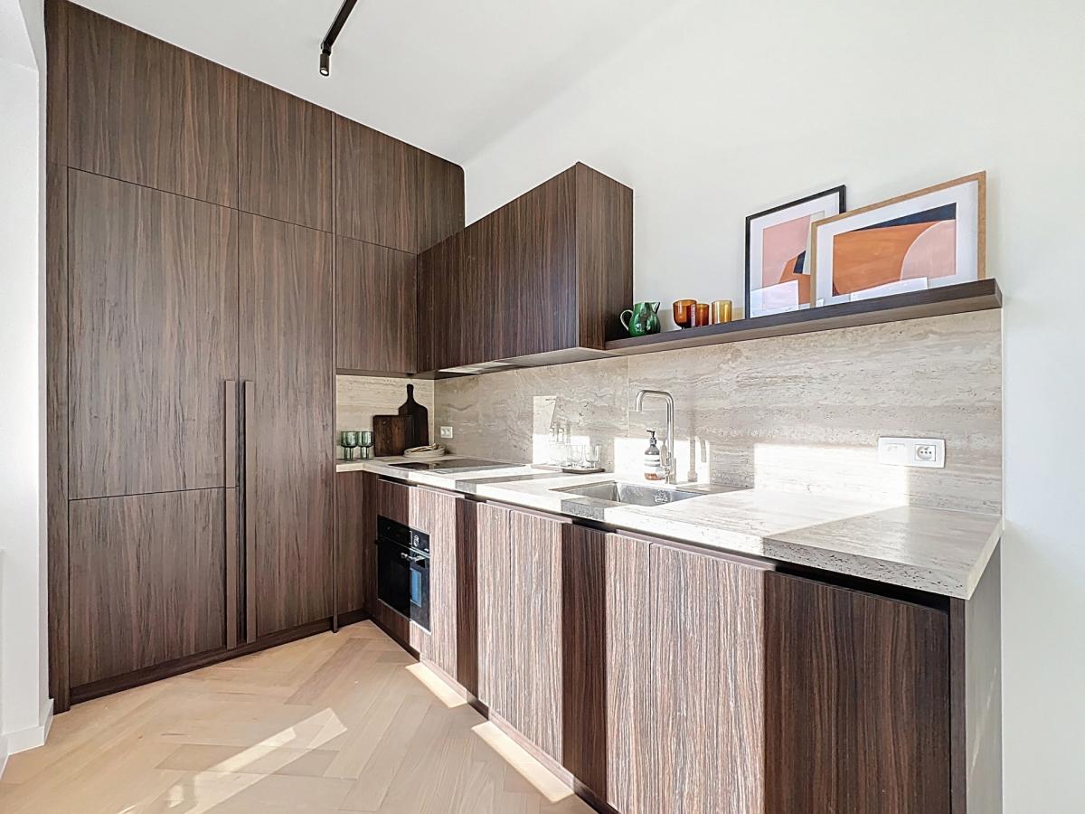 Square Marie Louise - Appartement rénové 2ch + balcon