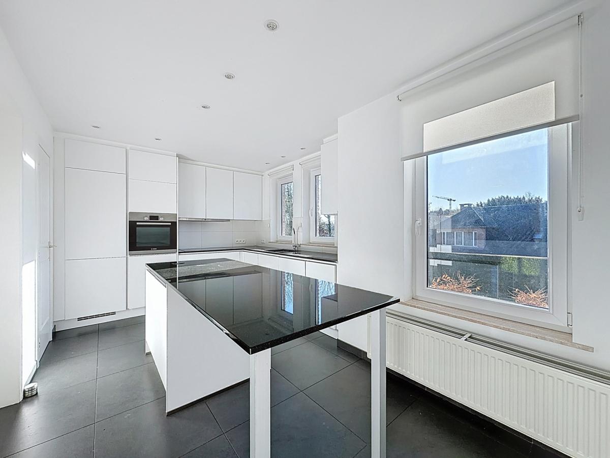 Dieweg : Maison 3 façades + piscine extérieure chauffée