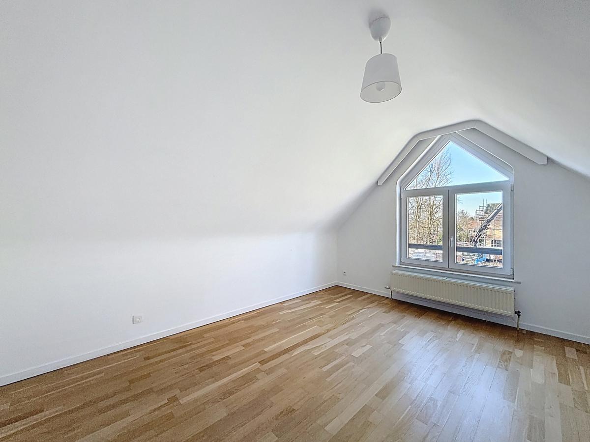 Dieweg : Maison 3 façades + piscine extérieure chauffée