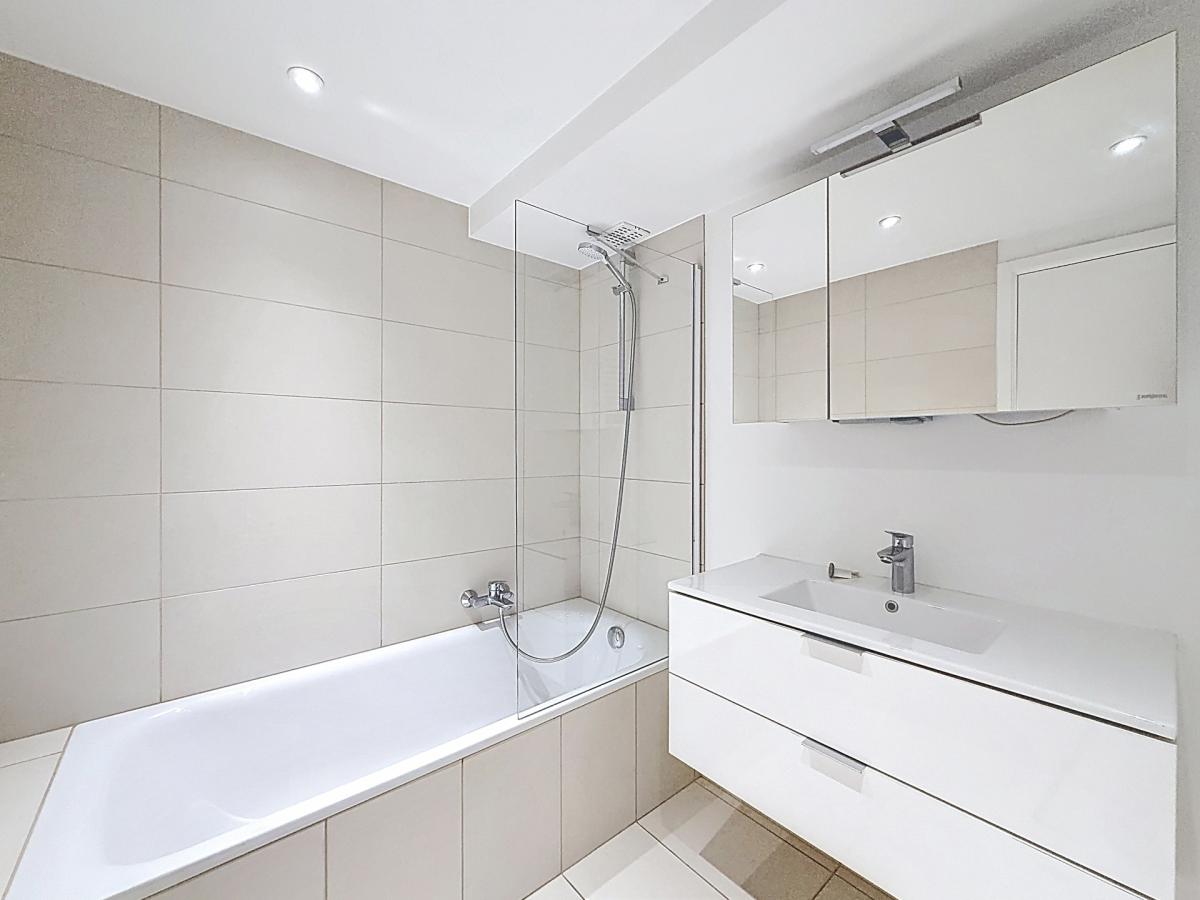 Dieweg : Maison 3 façades + piscine extérieure chauffée