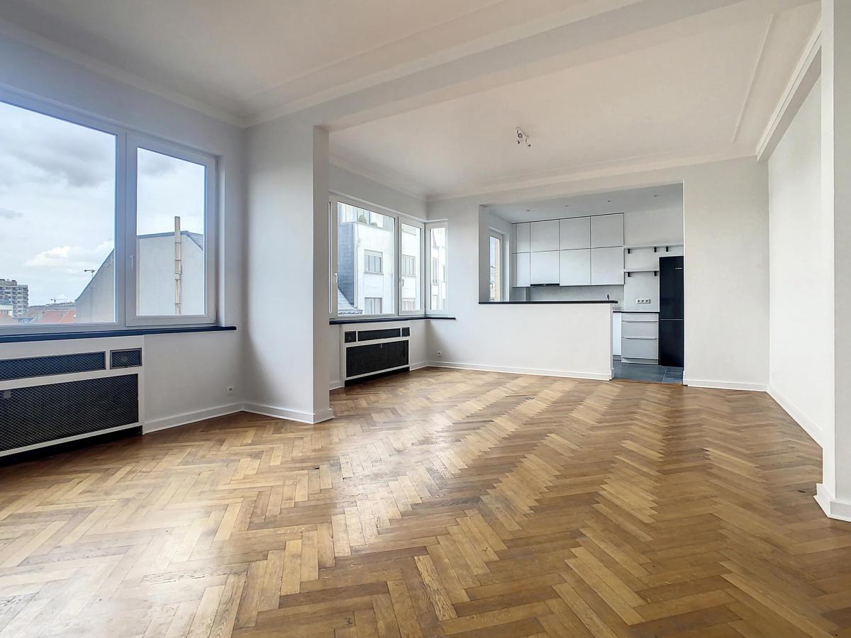 Guy d'Arezzo : Superbe appartement entièrement rénové