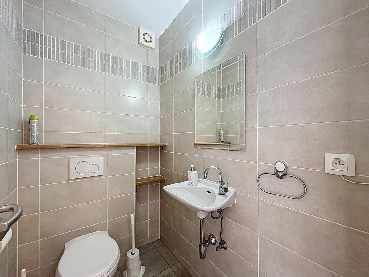 UCL : Lumineux appartement dernier étage avec une terrasse