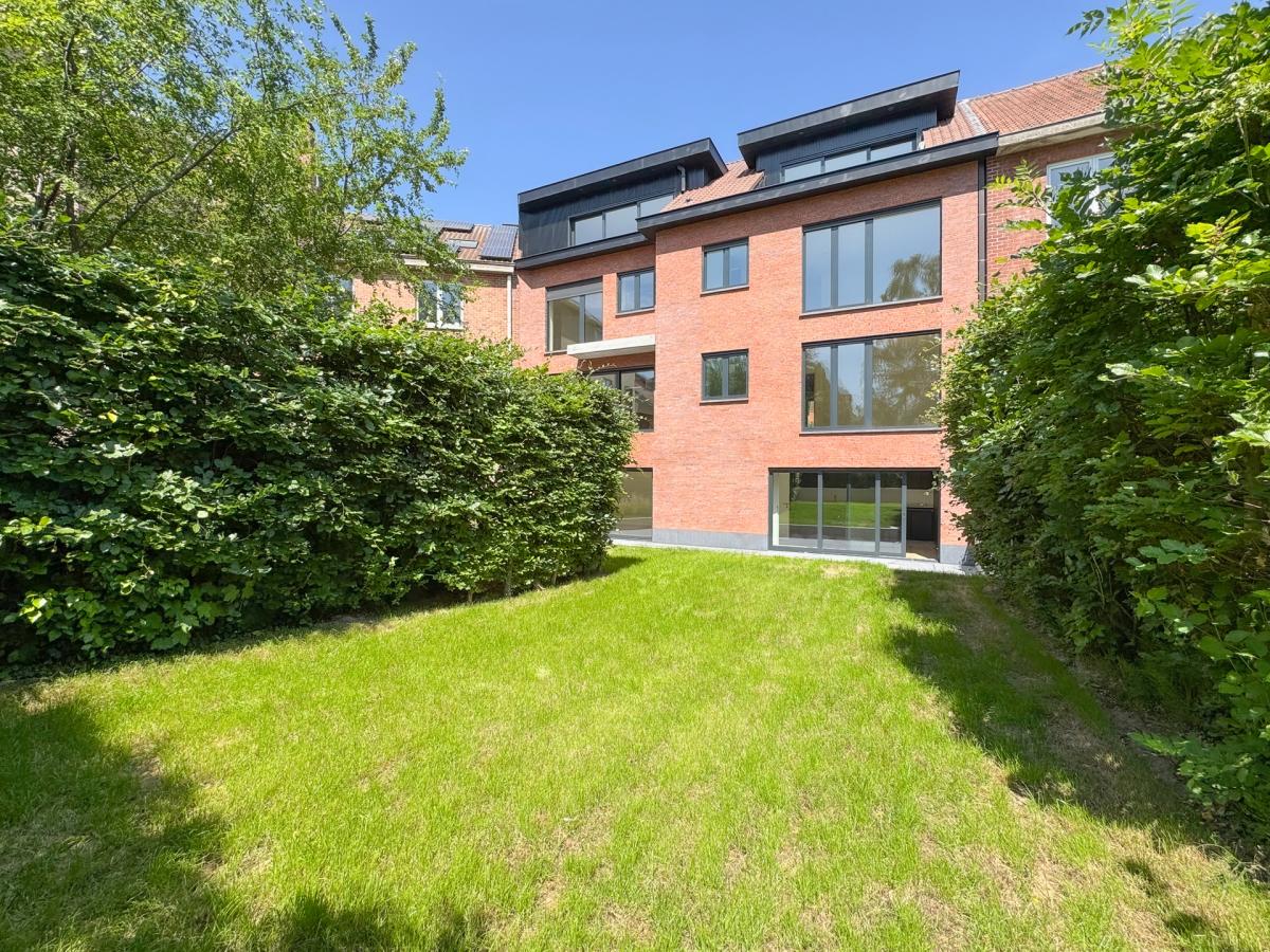 Saint Job/Lycée Français duplex 141m² 3ch + 3 terrasses