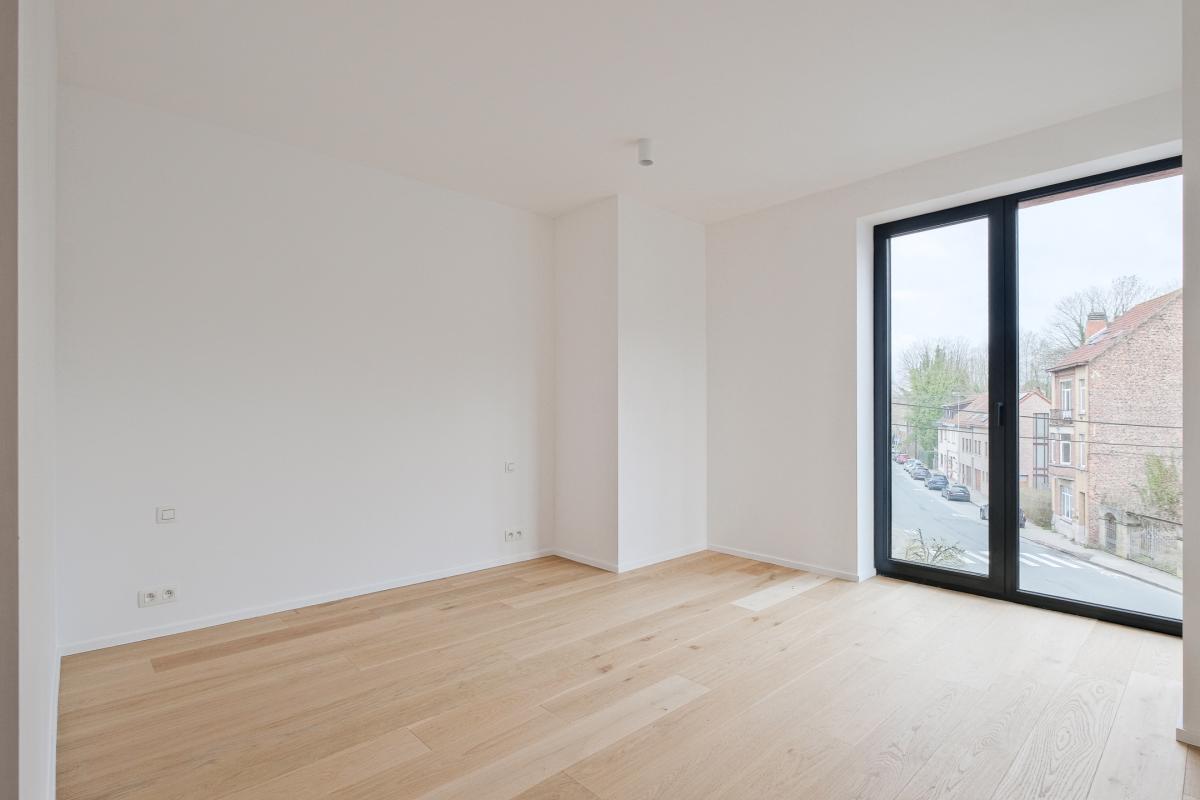 Saint Job/Lycée Français duplex 141m² 3ch + 3 terrasses