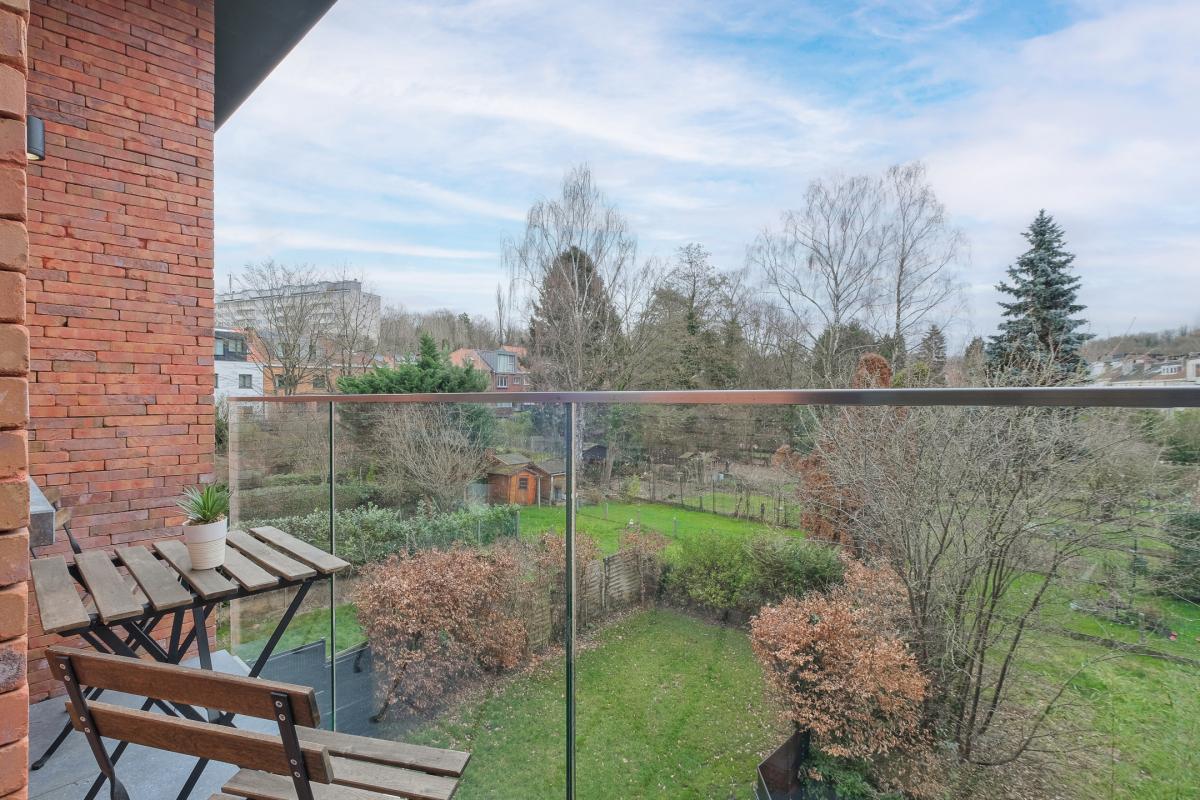 Saint Job/Lycée Français appartement 1ch 76m² + terrasse